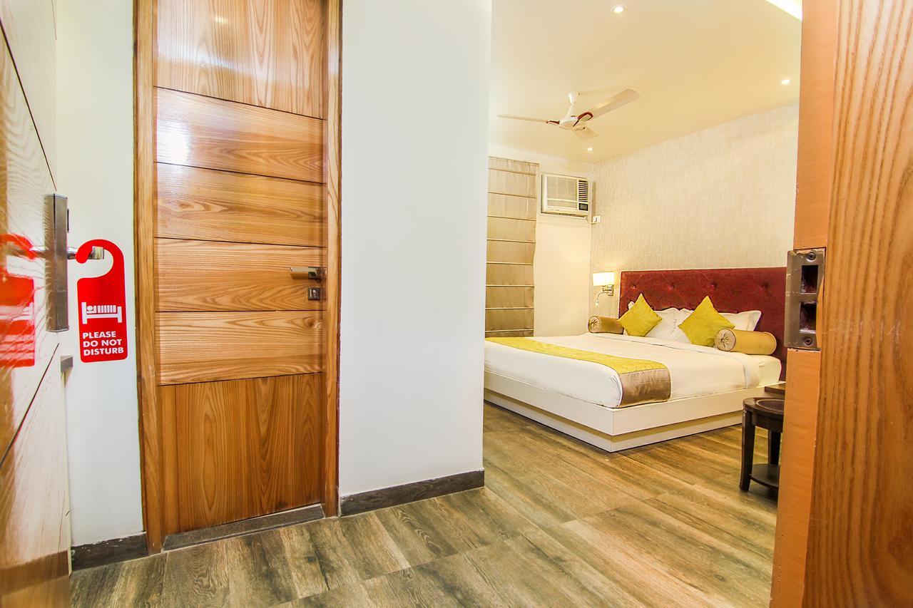 Hotel Gurveer Royal Lucknow Exterior photo